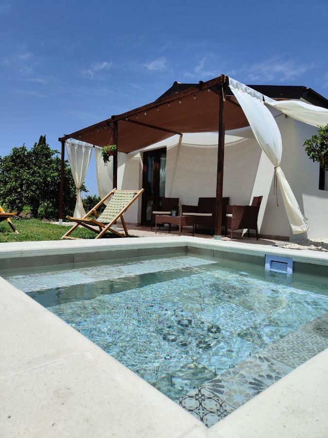 Agribarocco Hotel โนโต ภายนอก รูปภาพ